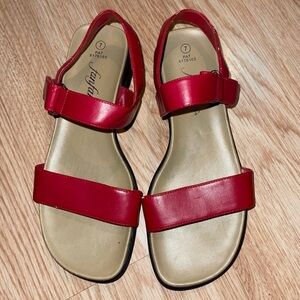 Fanfares women’s red Sandals 7